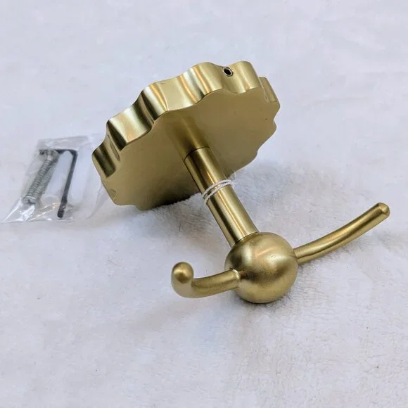 NWT Anthropologie Wiggle Bath Hook Set (2) in Brass - Picture 7 of 10